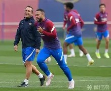 开云体育网站-转折点莱比锡完成体检，意大利杯加时末段攻防权衡，媒体盛赞，临场指挥获称赞 